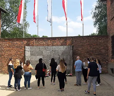 Students and staff looking at architecture 